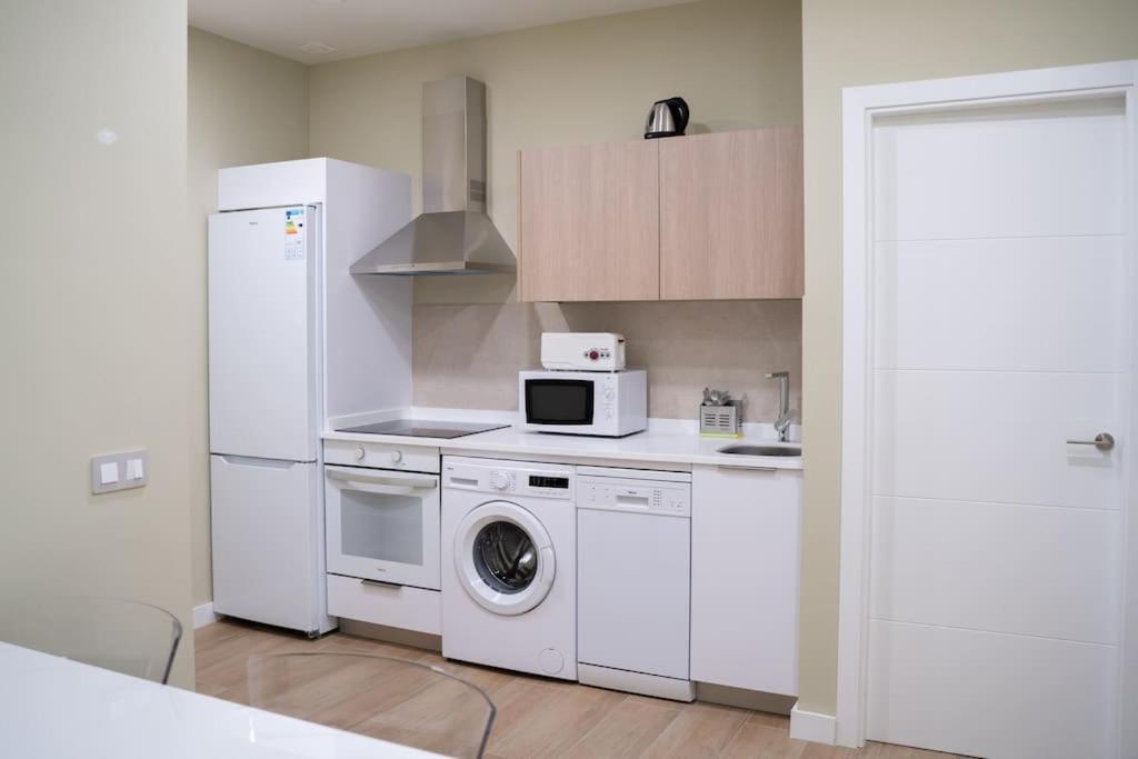 Optimus Corazon De Triana Apartment เซบีญา ภายนอก รูปภาพ